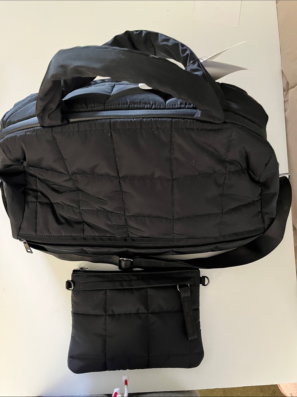 Black Quilted Womens go dash bag retail $218 Shoulder Bag with Removable Pouch